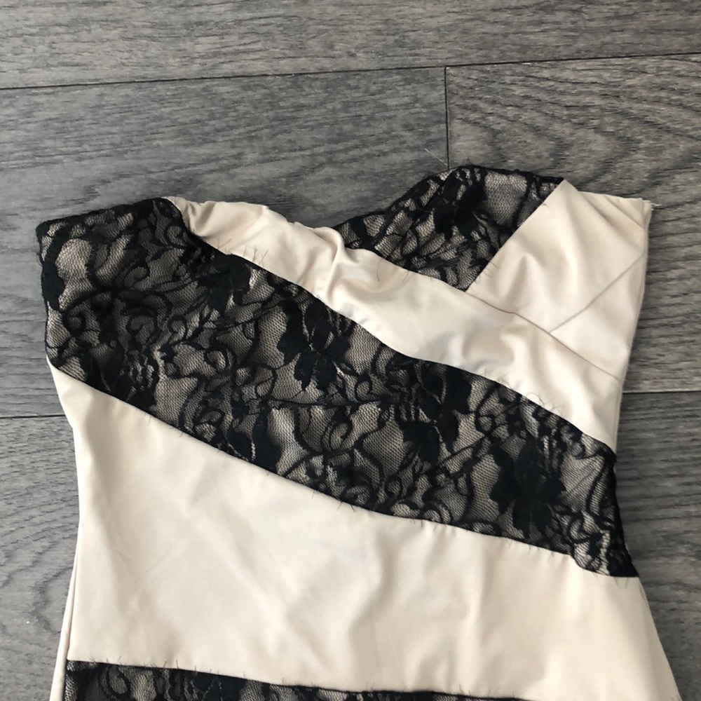 Forever 21 strapless cocktail woman’s dress. - Picture 4 of 6